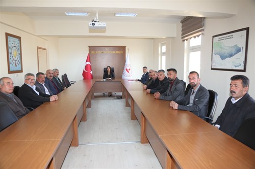 Kaymakamımız Esra Kodaz Köse,  tanışma ve değerlendirme Toplantısı gerçekleştirdi
